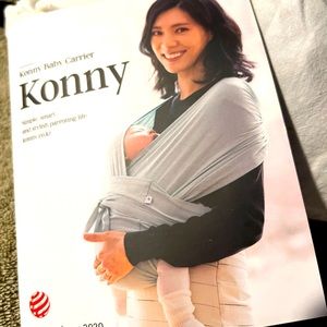 Konny t-shirt style mesh baby wrap. Easy to use and comfortable! Like new